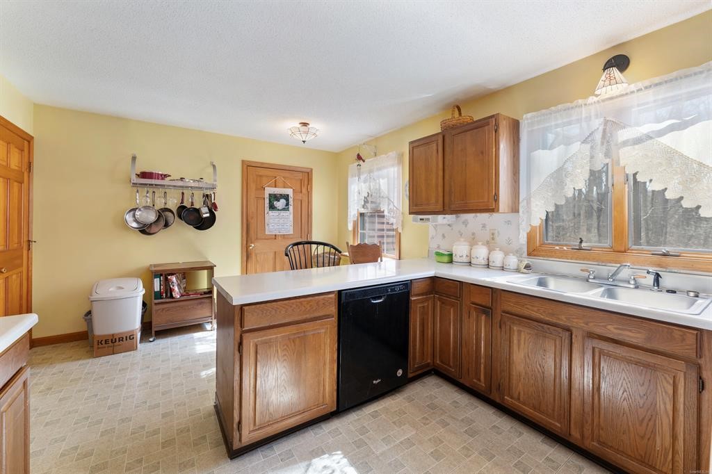 41 Margaret Henry Road