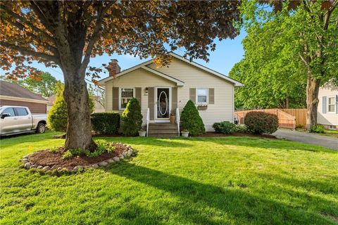 6 Keane Street Lincoln RI 02865