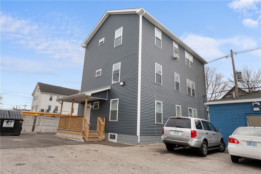 331 Douglas Avenue