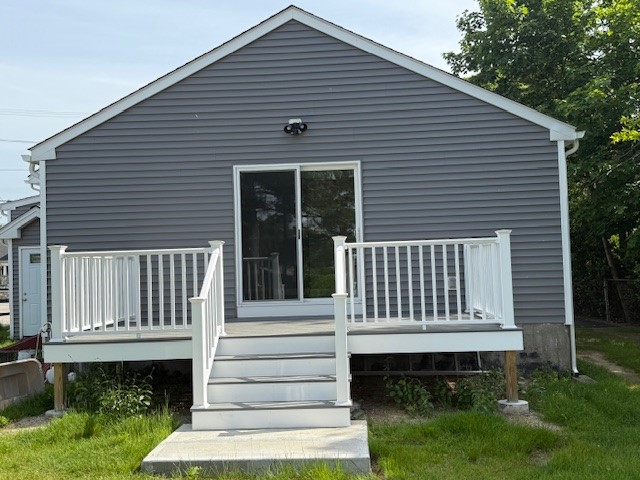 292 MAIN Avenue