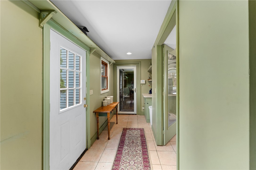 Richmond, Rhode Island 02892, United States, 3 Bedrooms Bedrooms, ,2 BathroomsBathrooms,Residential,Active,113758