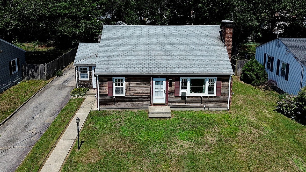 73 lindy Avenue