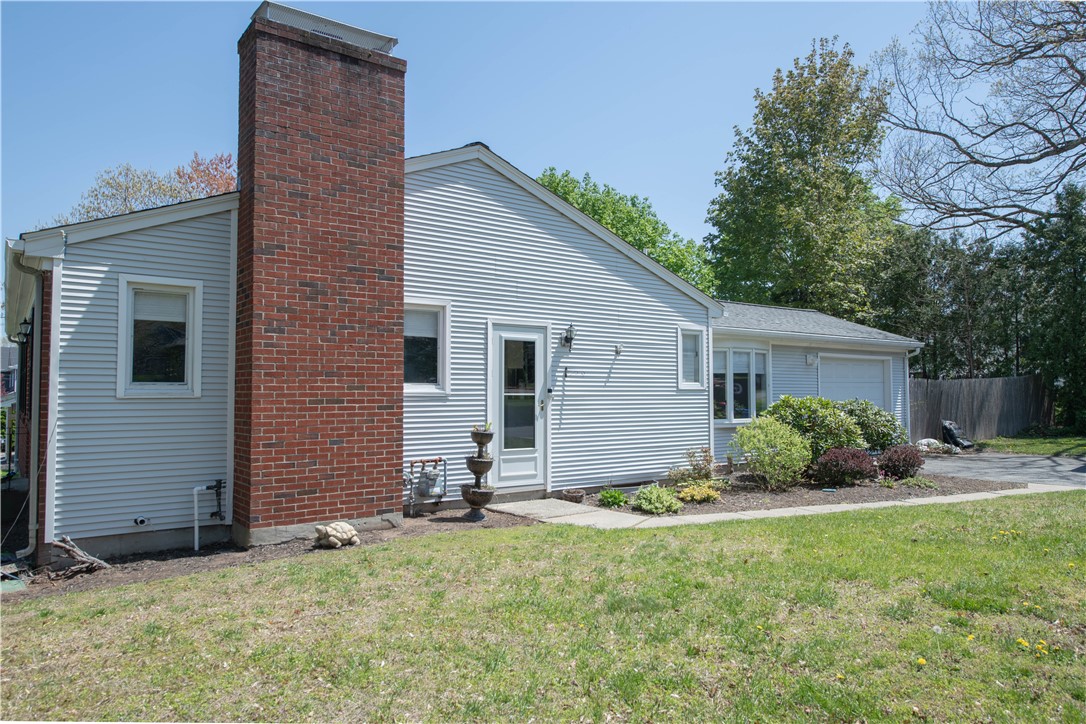 1 Knollwood Drive