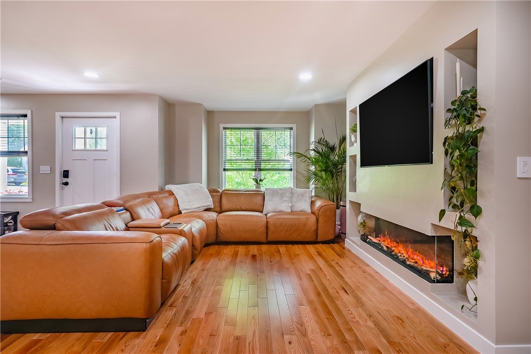 2 Overhill Road