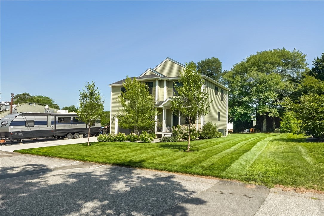 2 Overhill Road