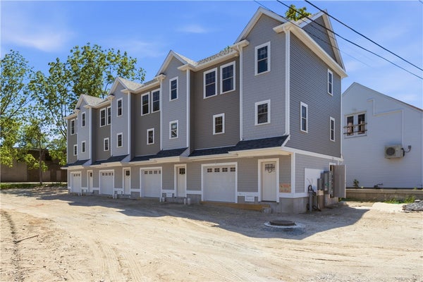 93 CROADE ST, WARREN, RI 02885 - Image daee00ad95aa9d8effb89505fb7d446f/514835539