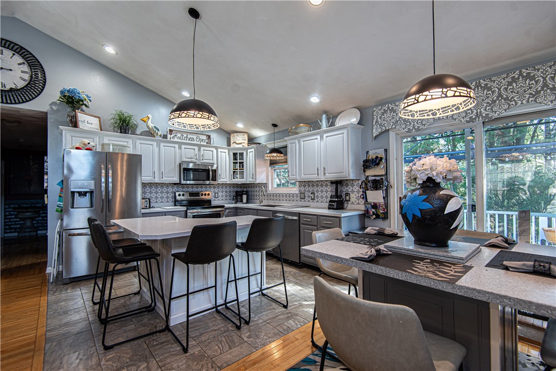 9 Timber Walk Drive