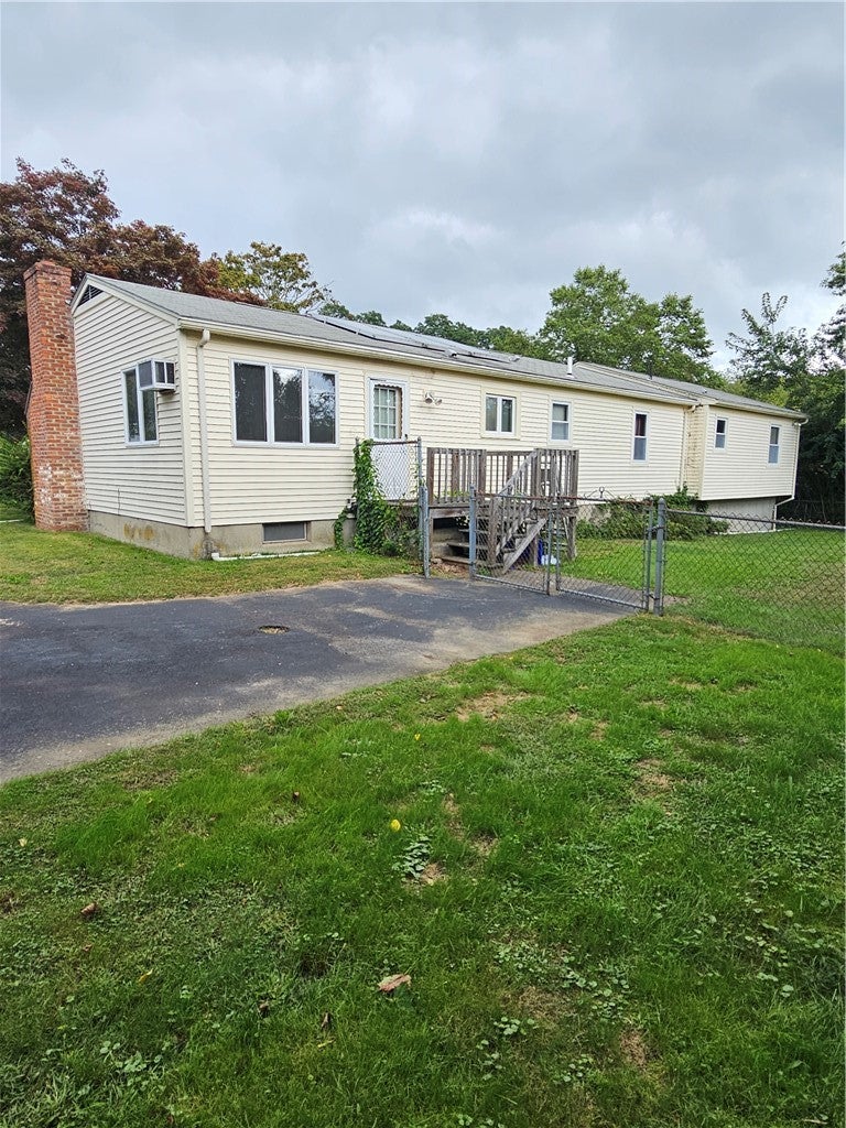 16 Brooks Farm Drive