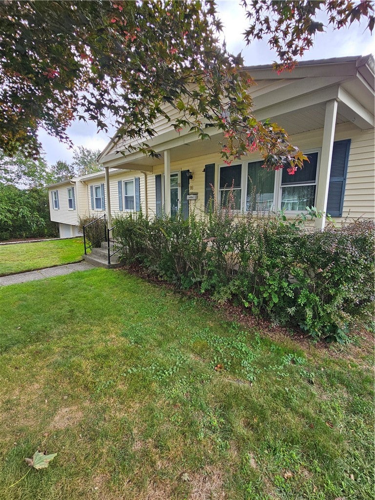 16 Brooks Farm Drive