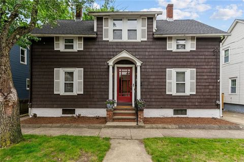36 Ruth Avenue East Providence RI 02916