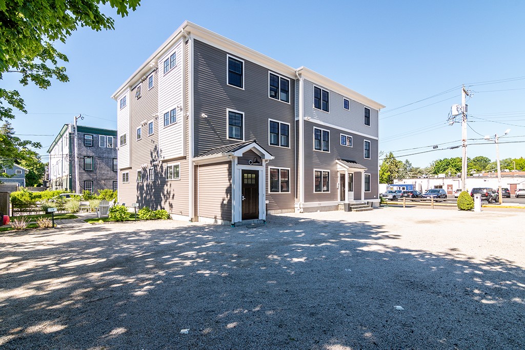 20 East Bowery Street 1A
