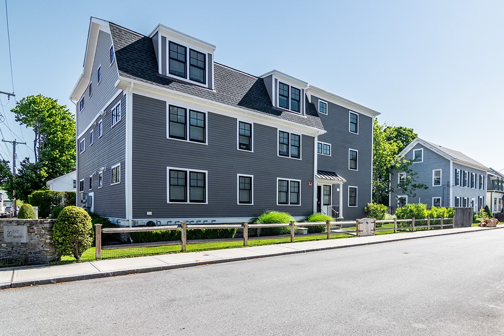 20 East Bowery Street 1A