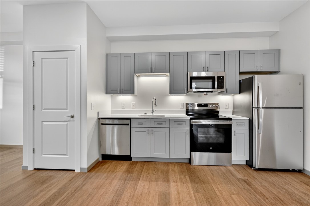 1624 Lonsdale Avenue 101,201,301,308