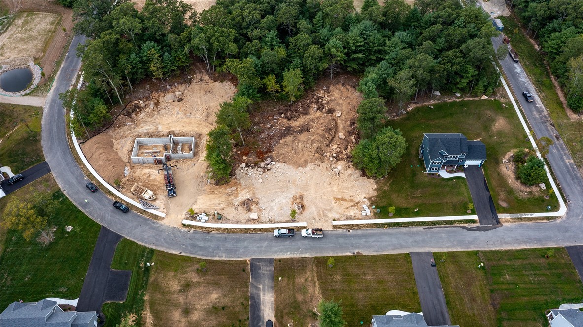 Coventry, Rhode Island 02816, United States, 4 Bedrooms Bedrooms, ,3 BathroomsBathrooms,Residential,Active,201021