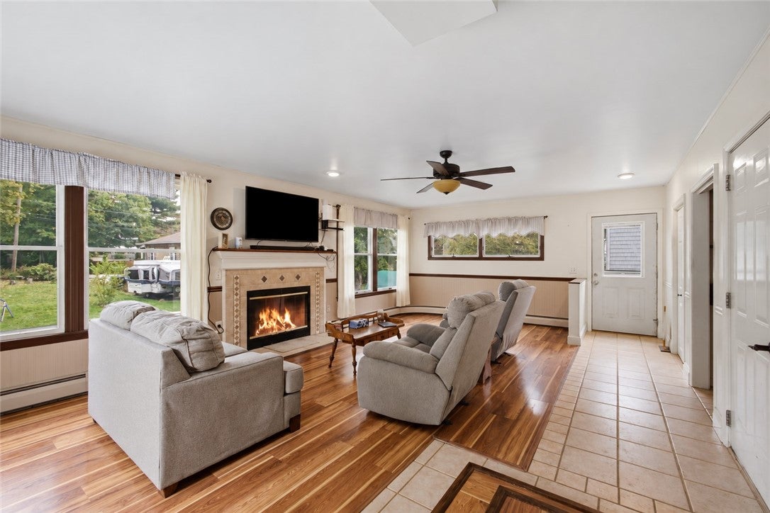 4 Anthony Road