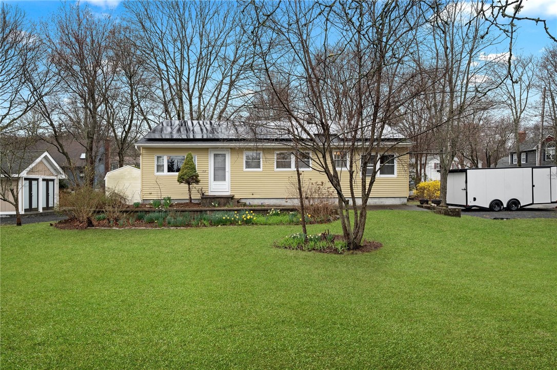 1737 Wampanoag Trail