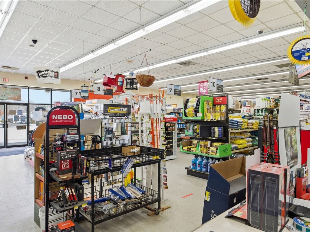 2300 Nooseneck Hill Road