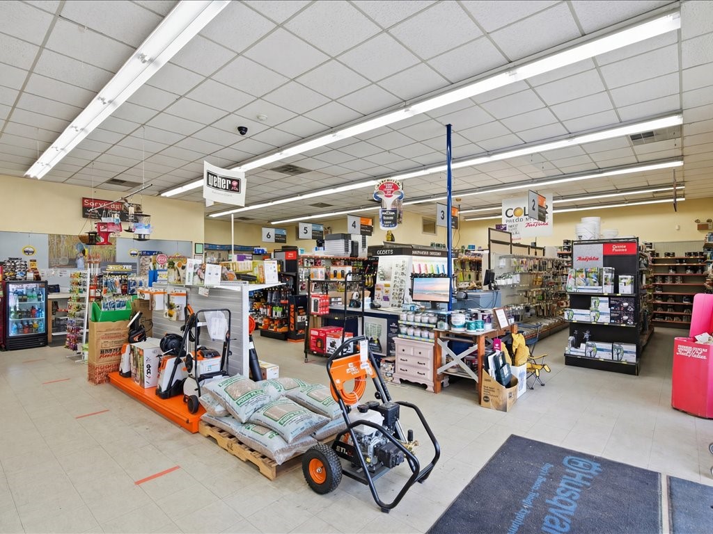 2300 Nooseneck Hill Road