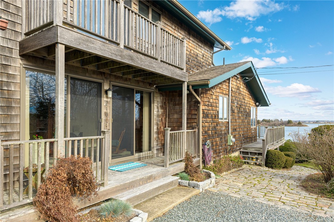 210 Washington Street