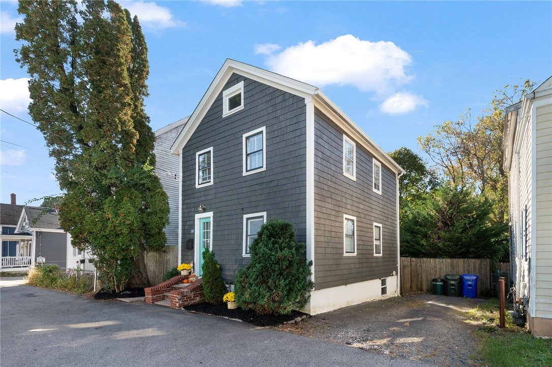 14 Murphy Avenue