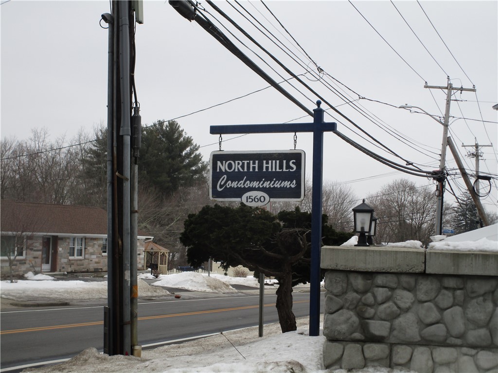 1560 Douglas Avenue C33