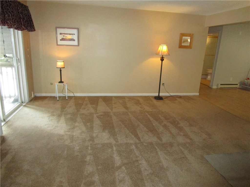 1560 Douglas Avenue C33