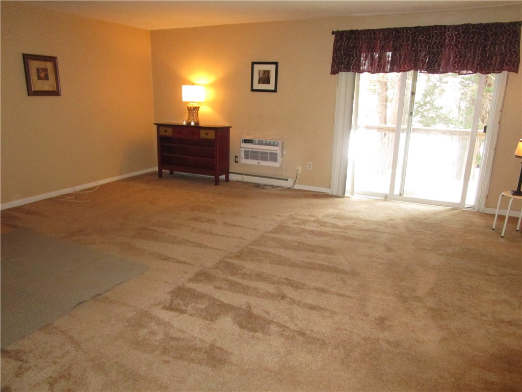 1560 Douglas Avenue C33