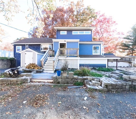 39 LOUISE ST, WOONSOCKET, RI 02895 - Image dcbd94eee6df526bfd6672fe08d685f8/2128555411