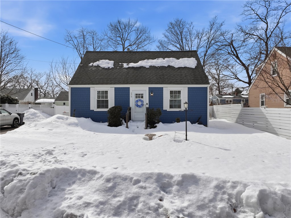 175 Pettaconsett Avenue