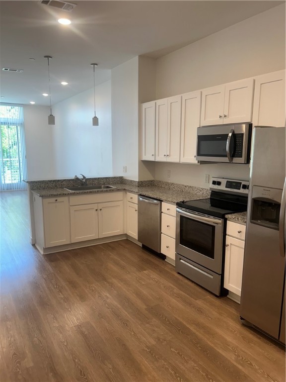 30 Veterans Memorial Parkway 204
