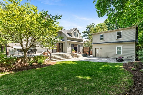 10 PINE RD, SHARON, MA 02067 - Image dcdcda73a4b5ae1ec2b62663cceaa195/83311341