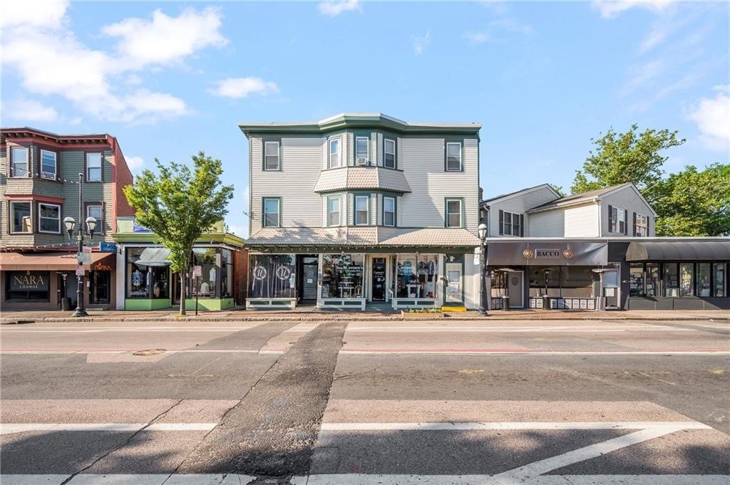 264 Atwells Avenue 2 L