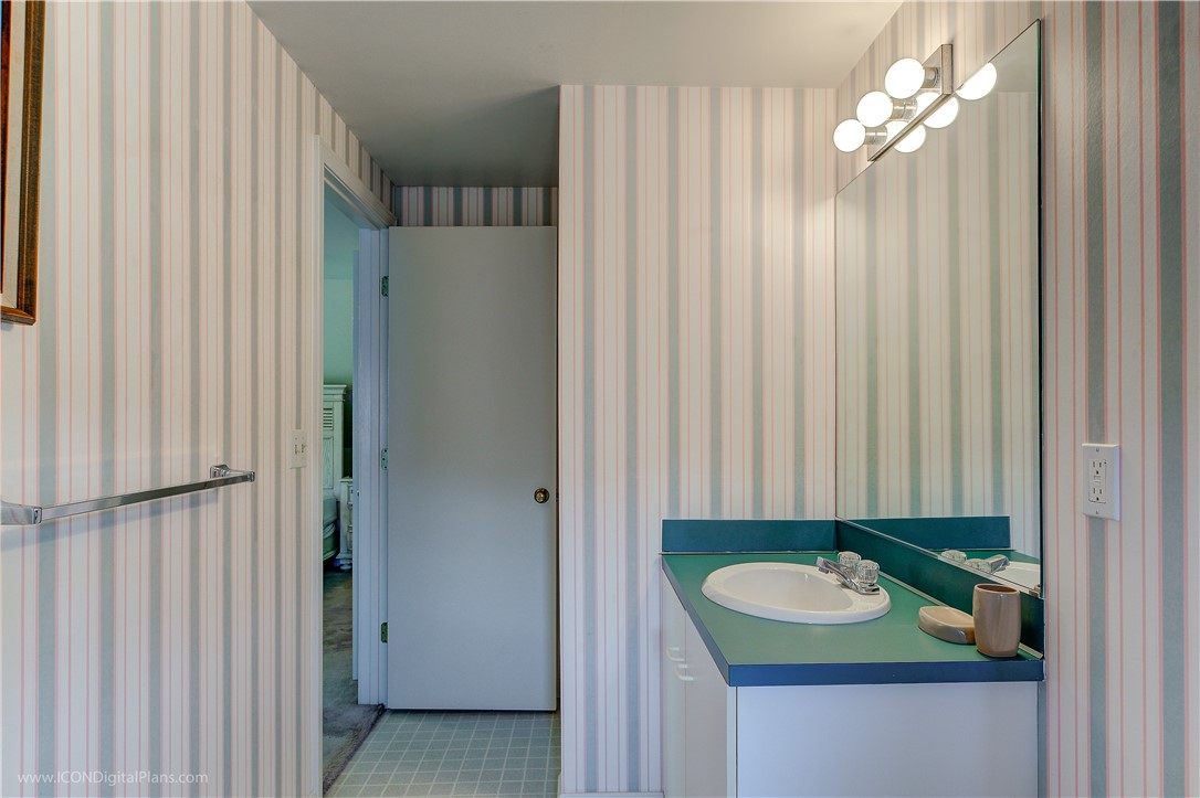 Newport, Rhode Island 02840, United States, 3 Bedrooms Bedrooms, ,3 BathroomsBathrooms,Residential,Active,171623