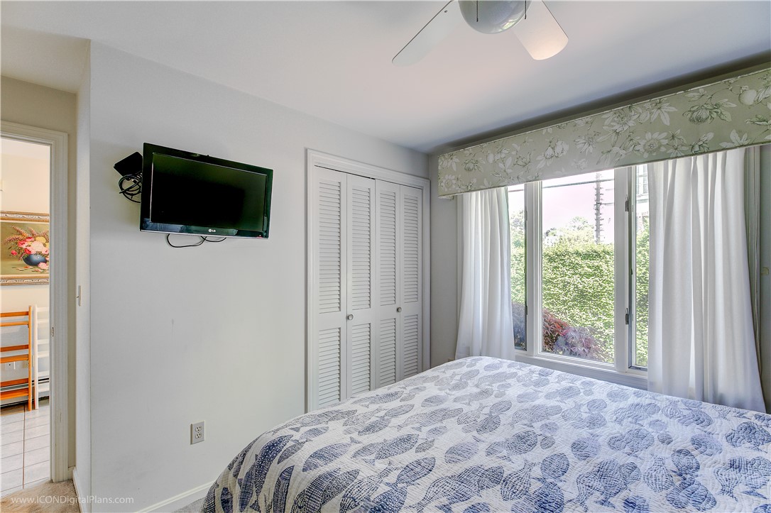 Newport, Rhode Island 02840, United States, 3 Bedrooms Bedrooms, ,3 BathroomsBathrooms,Residential,Active,171623