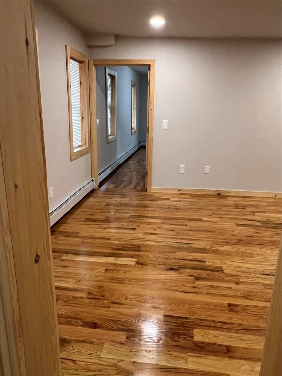 West Warwick, Rhode Island 02893, United States, 3 Bedrooms Bedrooms, ,2 BathroomsBathrooms,Residential,Active,224127