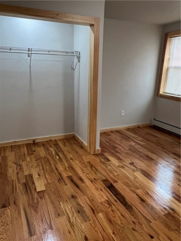 West Warwick, Rhode Island 02893, United States, 3 Bedrooms Bedrooms, ,2 BathroomsBathrooms,Residential,Active,224127