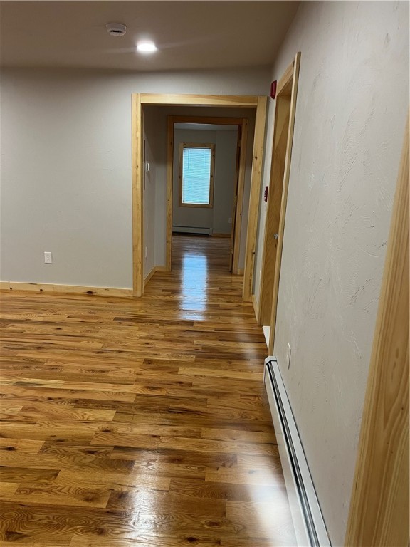 West Warwick, Rhode Island 02893, United States, 3 Bedrooms Bedrooms, ,2 BathroomsBathrooms,Residential,Active,224127