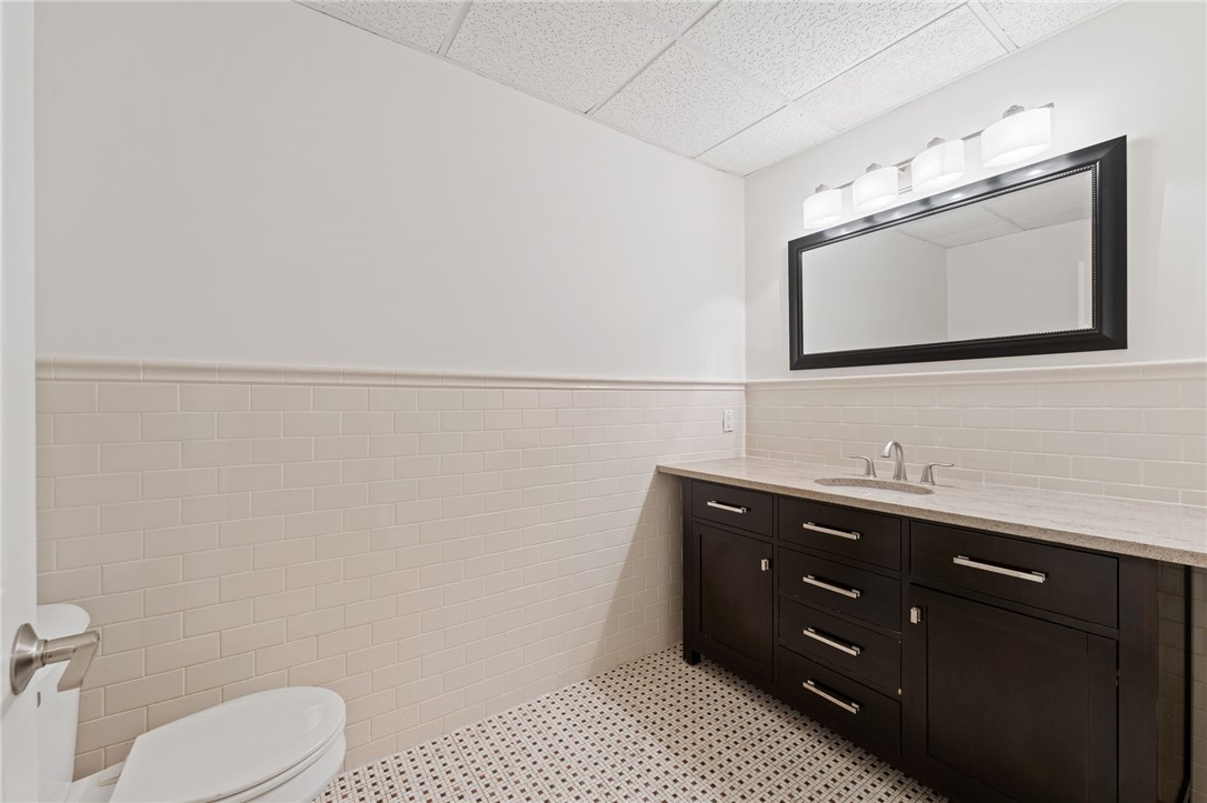 Cumberland, Rhode Island 02864, United States, 5 Bedrooms Bedrooms, ,5 BathroomsBathrooms,Residential,Active,177837