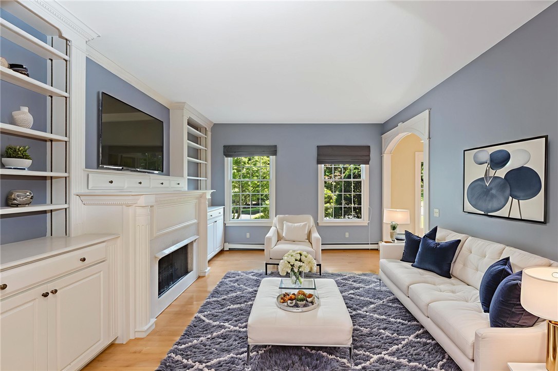 Cumberland, Rhode Island 02864, United States, 5 Bedrooms Bedrooms, ,5 BathroomsBathrooms,Residential,Active,177837