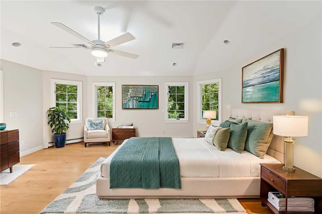 Cumberland, Rhode Island 02864, United States, 5 Bedrooms Bedrooms, ,5 BathroomsBathrooms,Residential,Active,177837