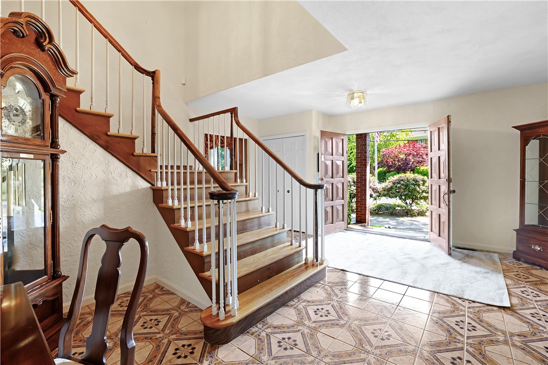82 Mountain Laurel Drive