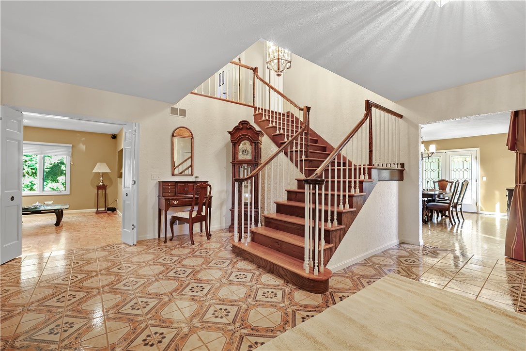 82 Mountain Laurel Drive