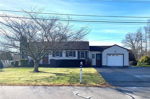 38 Eisenhower Place South Kingstown RI 02879