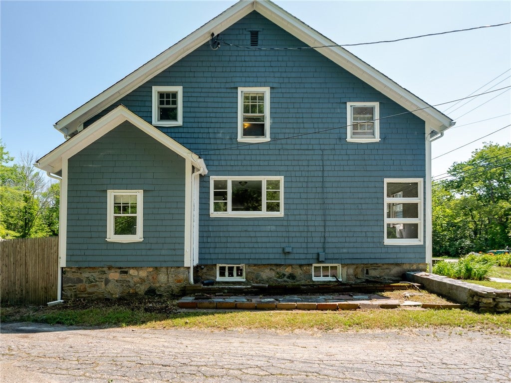 657 Danielson Pike