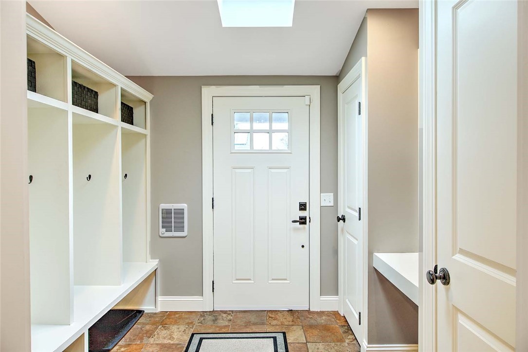 6 Kenmore Court
