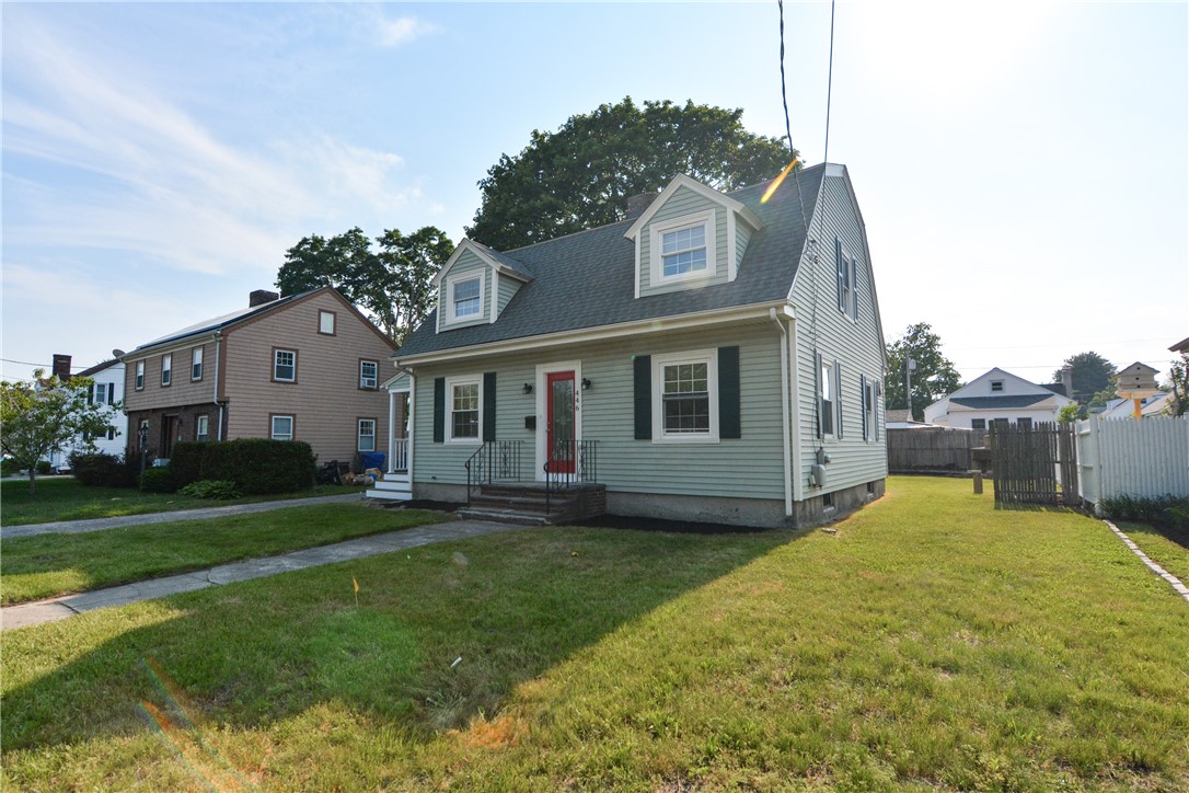 446 Newport Avenue