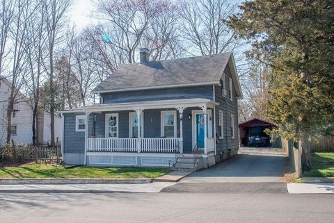 16 Gough Avenue West Warwick RI 02893