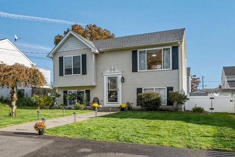 38 Chestnut Street Cumberland RI 02864
