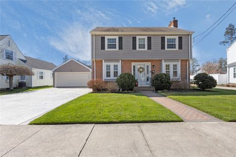 21 Belgrade Avenue Pawtucket RI 02861