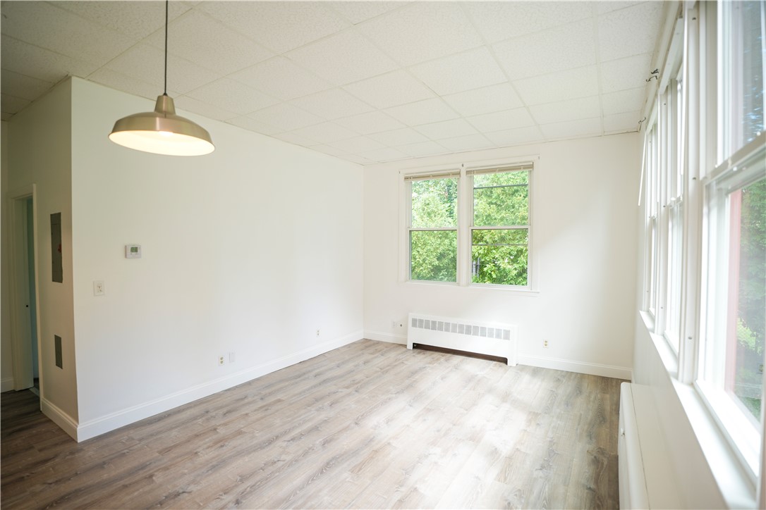 362 Main Street 6